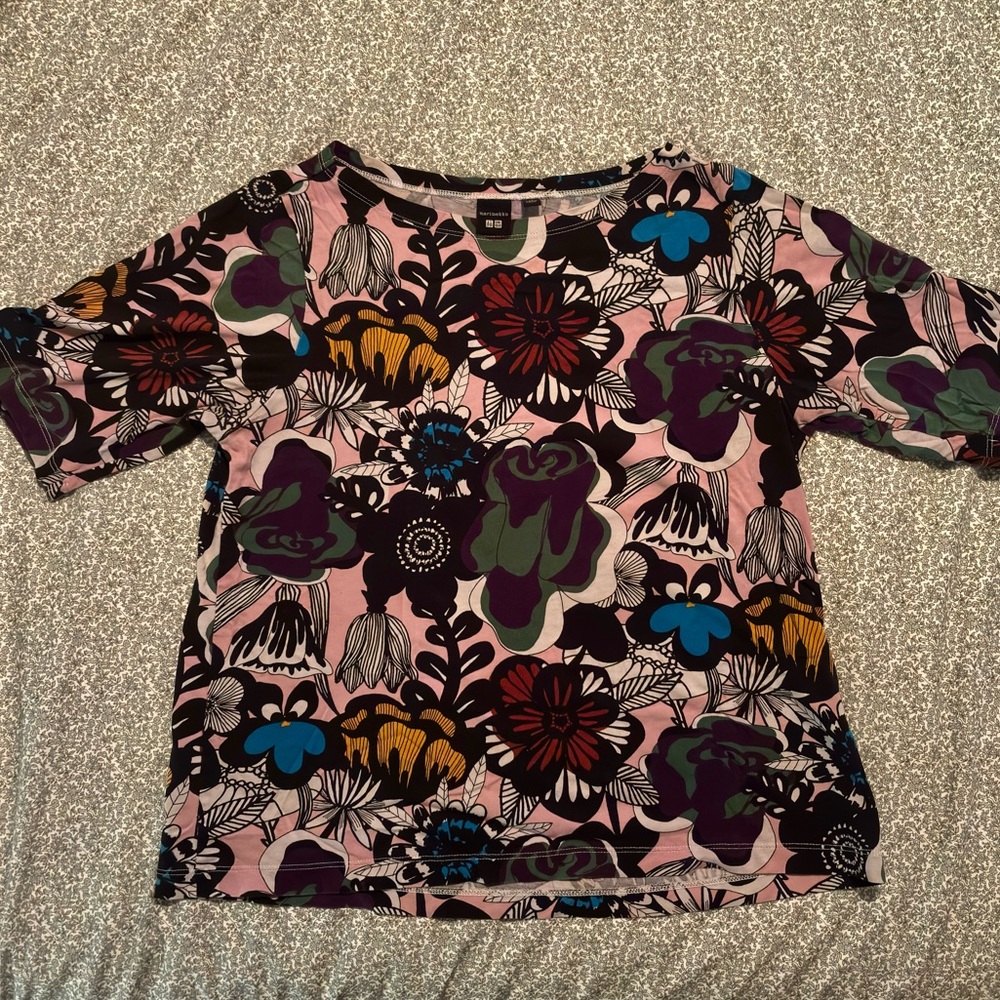 Marimekko X Uniqlo Pink and Blue Short Sleeve Tee with Floral Pattern